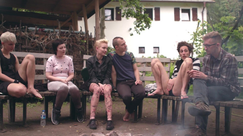 ERIKA LUST: Erika Lust - Orgie de 9 personnes !