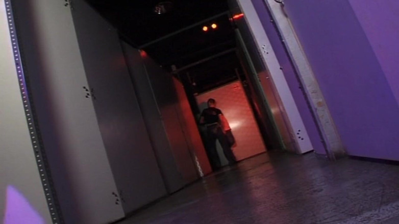 Crunch Boy: Sessione di glory holes bukkake