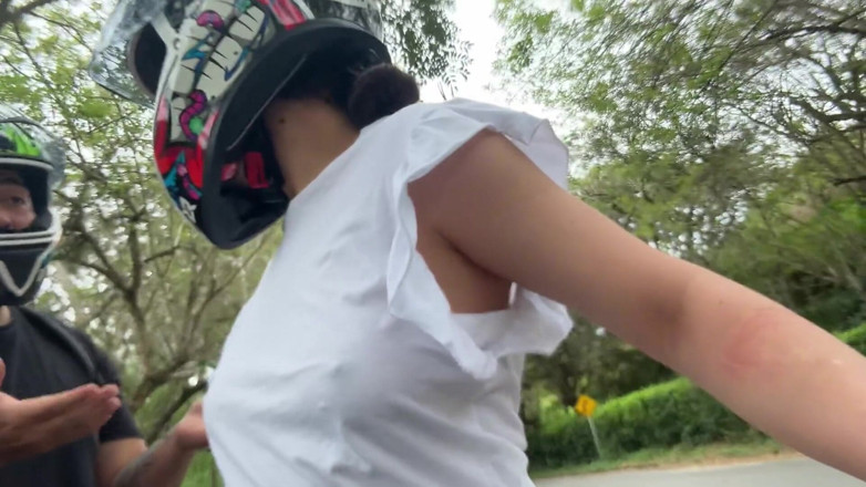 Sweetfantasy131: Picking up My Favorite Didi Client Without a Bra!