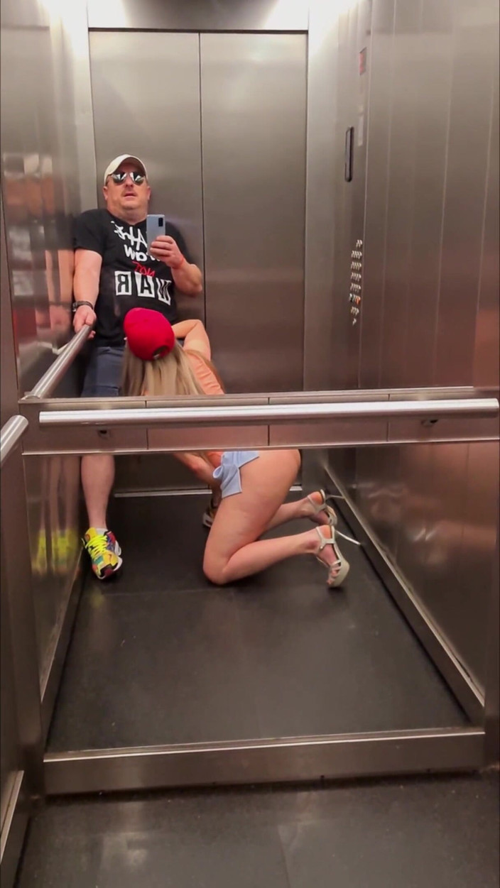 DedeDeville: エレベーターの美しい隣人 ダダ・デヴィル