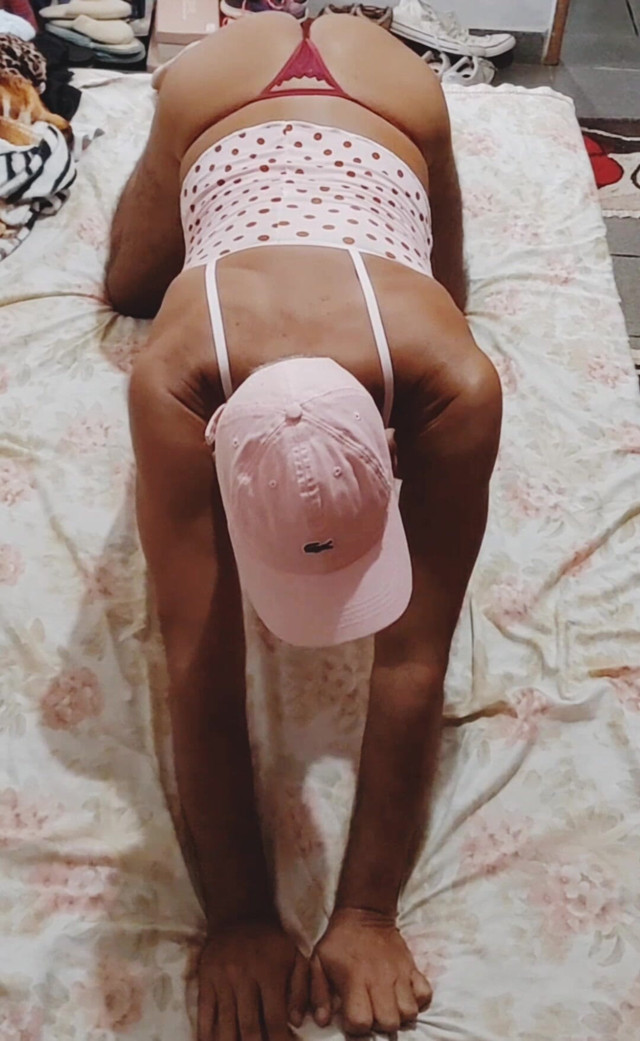 Ladysilva Crossdresser in Lingerie on Bed Live Chat 15 (Ladysilva)