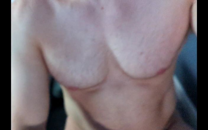 Bald Daddy: Balddaddy seksowny biały mężczyzna bawi się dużym brązowym tyłkiem