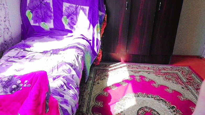 Kitty_Cross: Glatte haut und verschüttete Samen: die erotische fantasie einer mädchen