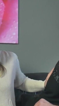 Petite milf en la gran polla
