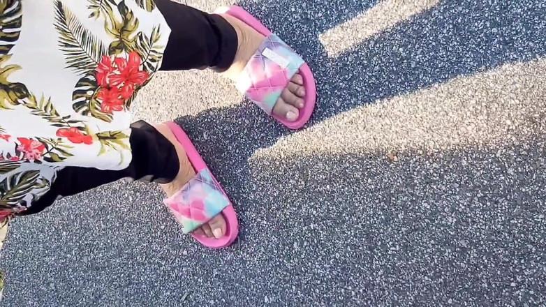 Foot Patrol: Sohlentag N Aller Toesday HD (720)