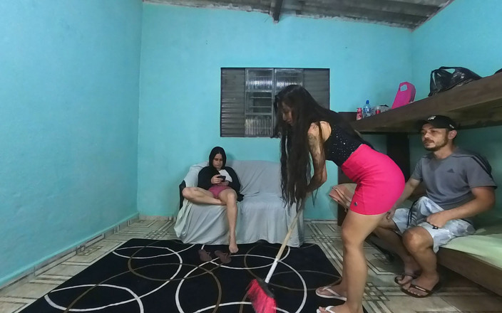 Jennyferpimenta: 마누라의 친구의 엉덩이를 보면 발기를 제어할 수 없어
