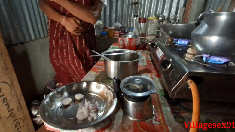 Villagesex91: Cocinada con cuarto de cocina follada por Survent