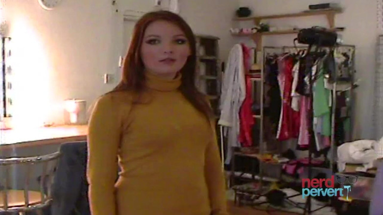 Nerd Pervert: Bryony Gilespie - Bubbly Cum Gulper