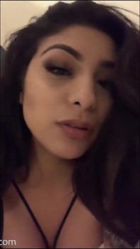 Femeie latino Jessica Nunez este o bucată de dime futută tare
