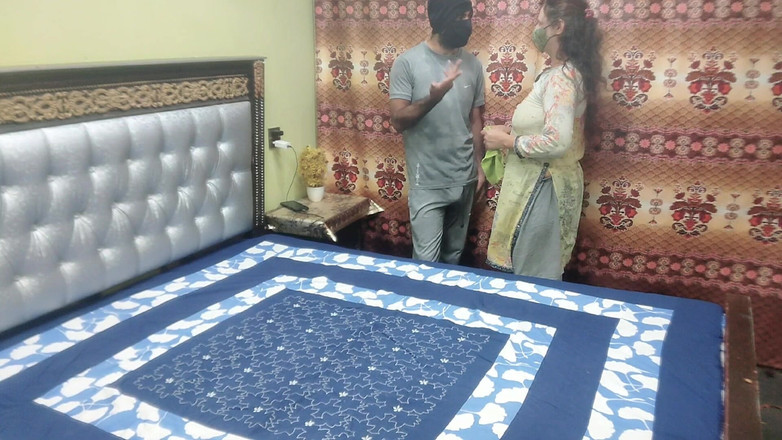 Pakistani CoupleX: 힌디어 오디오 Xxxxx 인도 섹스를 위해 쇼핑몰에 갔을 때 하드코어하게 따먹히는 인도 하우스 메이드