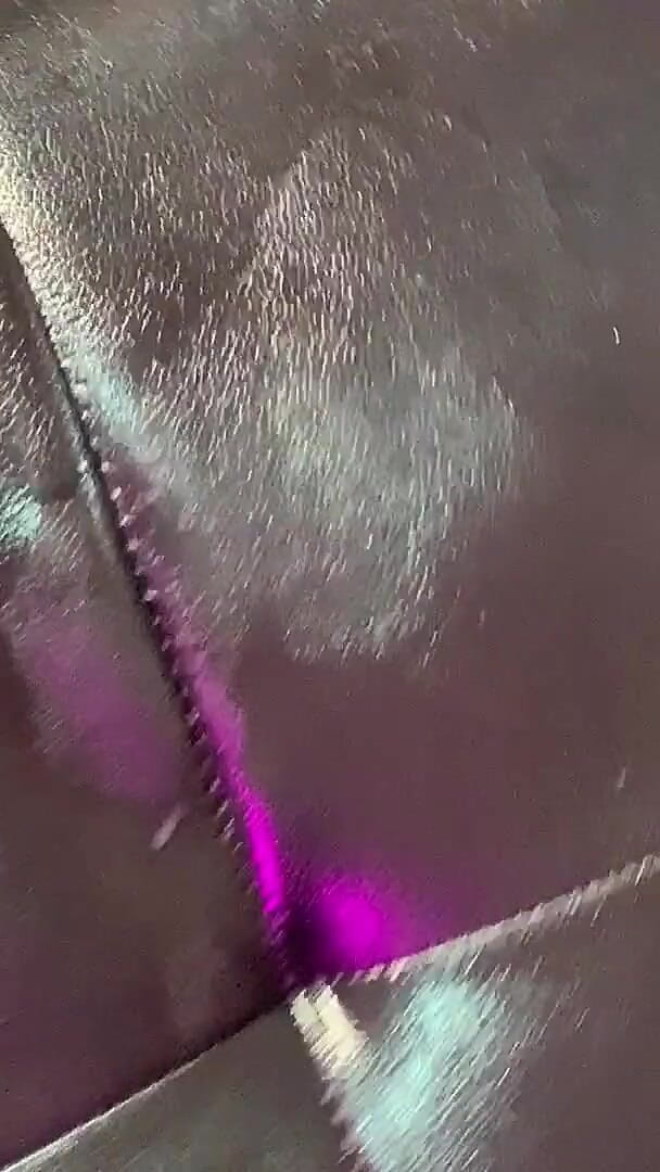 Stephanie Summers: Solo Squirting