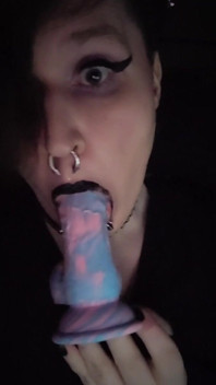 Dildo Throating