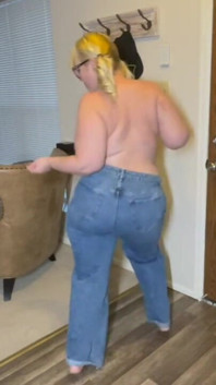 BBW Dancing Queen Shows off Her Jiggly Fat Body