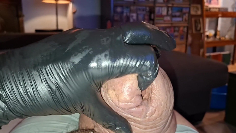 Monster_Meat_: Masturbace s vibrátorem