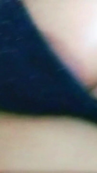 Když cítím sexuální touhu, masturbuji při rozhovoru s mojí ženou po telefonu