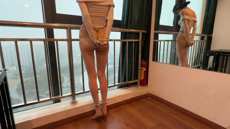 Yanmoushengyi: 러브호텔에서의 음성 제어 관장
