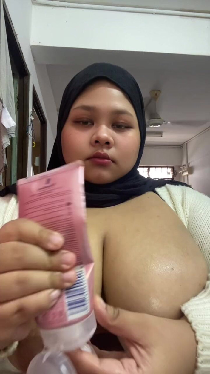 AJSXX99: Sem censura hijabi massagem grande peituda