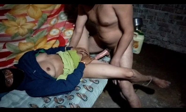 KMM: Vợ chồng làng làm tình vào ban đêm