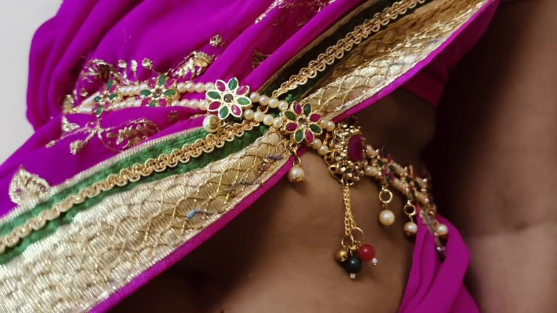 Madhu bhabhi: Bhabhi Ấn Độ lần đầu tiên làm tình bằng miệng