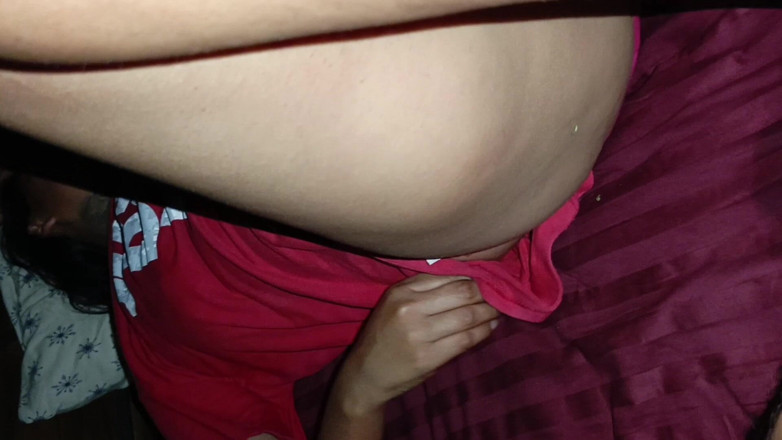 Karely Ruiz: Mon Ami Riche En Culotte Sexy