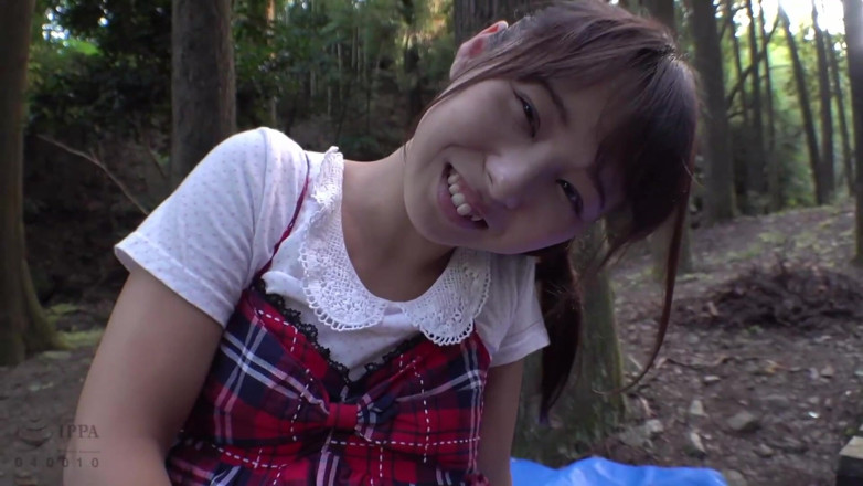 Raptor Inc: Bellezas bronceadas follando al aire libre colección parte 3