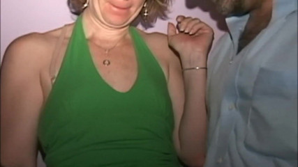 Dirty Dating Live: MILF sucks stranger as she fucks her husband