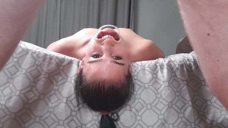 domslutfucker: Awek Minum Kencing Terbalik Dengan Penari Bibir