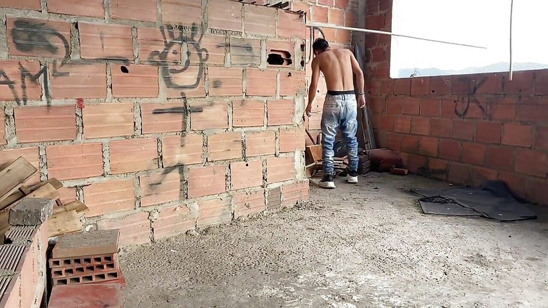 THELOVING1: Můj nevlastní bratr pracuje na staveništi a já ho oceňuji...