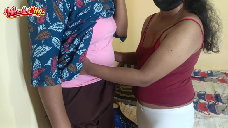 Apple baby: Kongkek lesbian panas