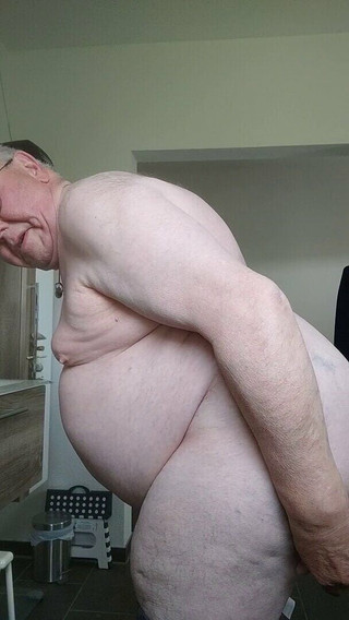 Karlchengeil: Péče o tělo před snídaní