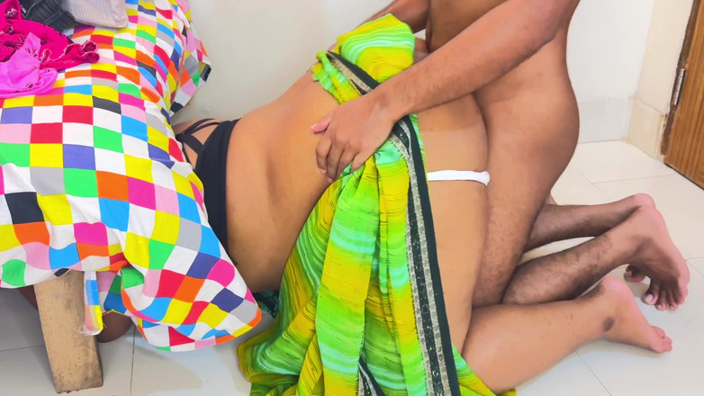 Aria Mia: Damad Ni Apni Sass Ko Jabardast Chudai