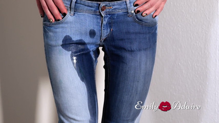 Emily Adaire: Trans girl pisses in her tight blue jeans