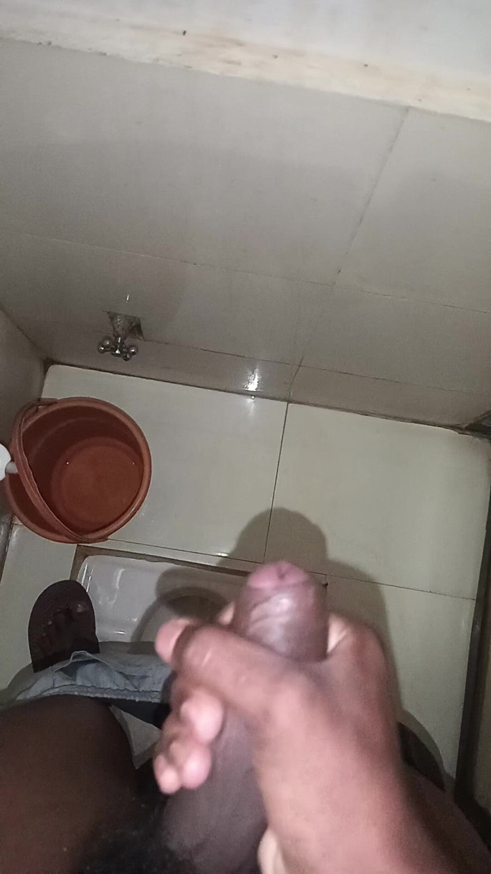 Aniketgod: Desi Boy Jerk off on Toilet Masterbet in the Toilet