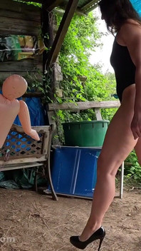 Ballbusting Training by Muscular Woman - Slow Motion