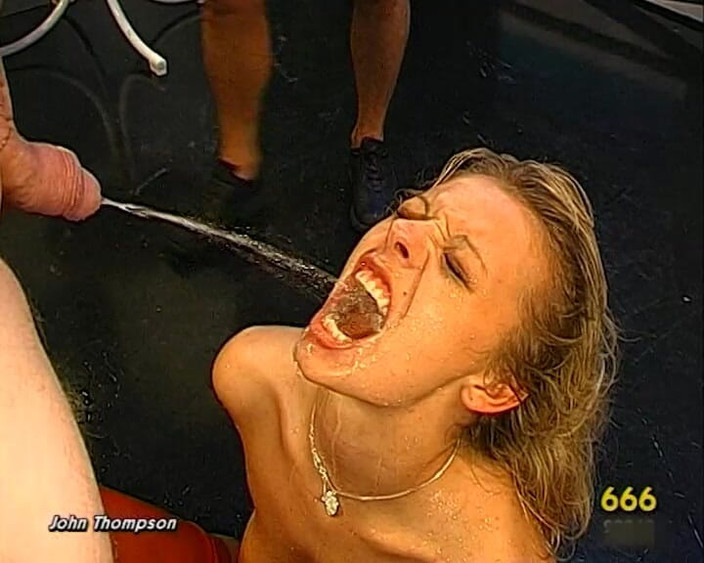 GGG John Thompson OLD STYLE: Ggg John Thompson - menghisap batang besar, kongkek dan menelan air...