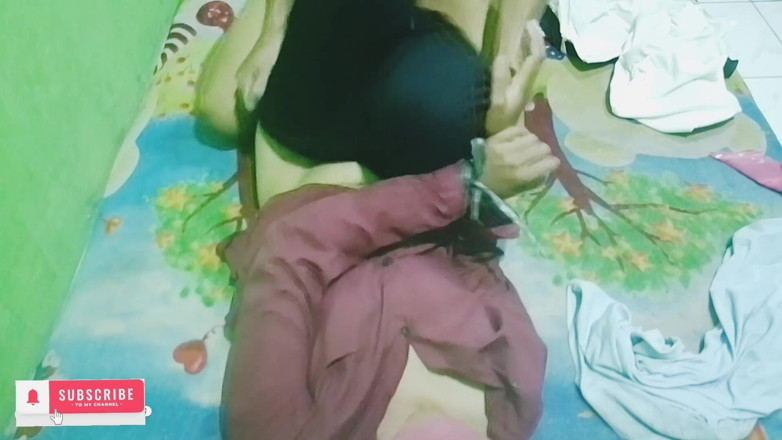 surya wiliam: Nhân viên của chính ông chủ của họ để mang thai