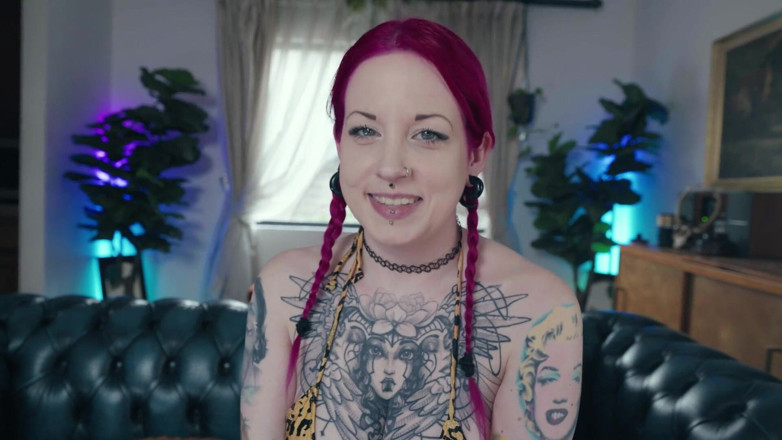 Lady Lazarus: Fisted oleh Michael Vegas