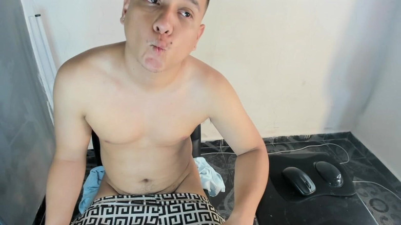 Tomas Styl: Webcam Tomas Styl: Online Connected Divertiti Con I Tuoi Amici...