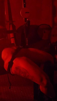 Eckobelle viene controllata orgasmicamente