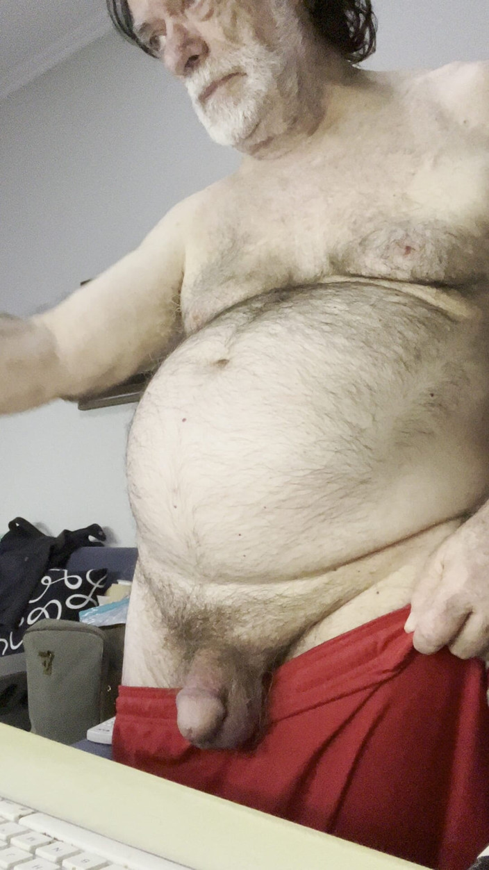 Coach Karl dude lodge: 2025-12-08 Flashing Gym Shorts