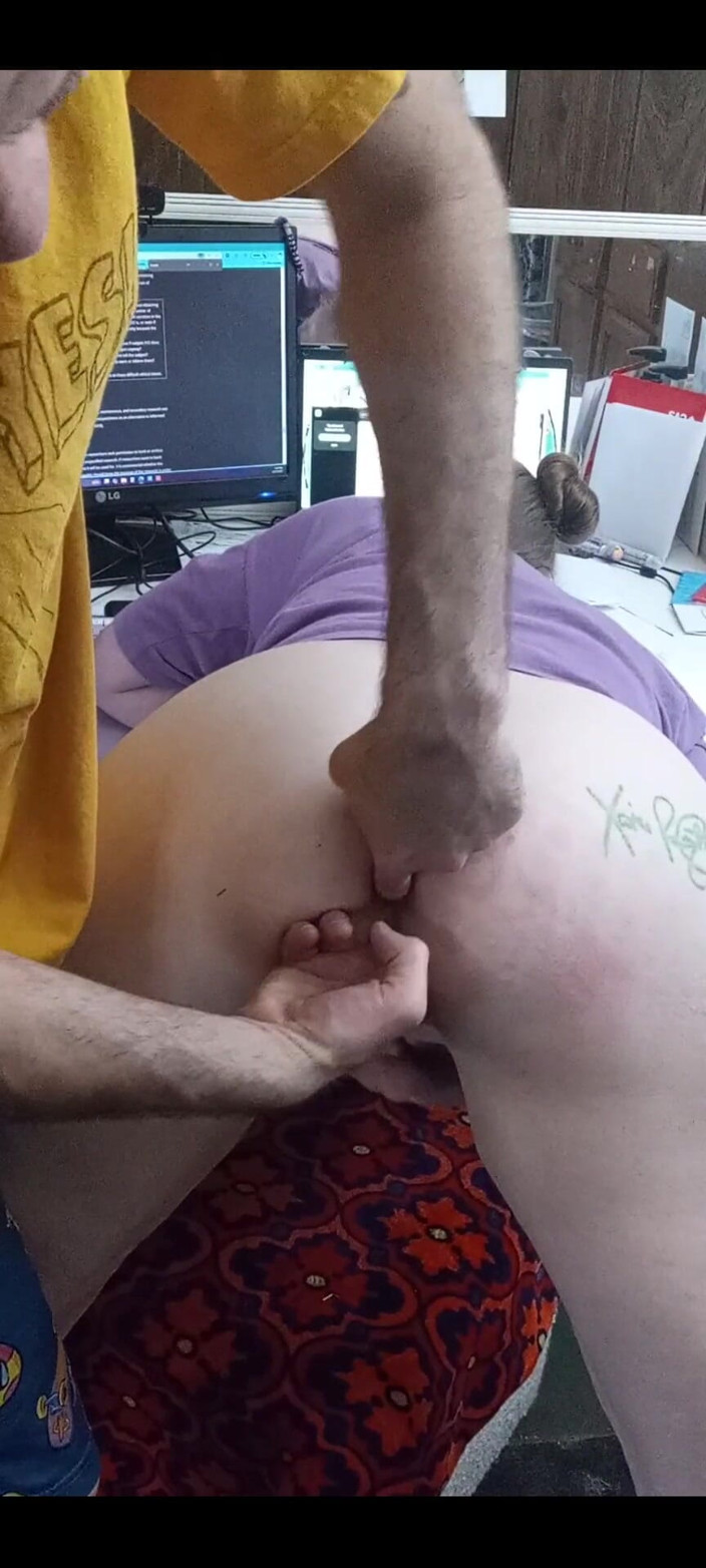 wazaboo4u: Finger and Lick My Ass While I Do Homework!
