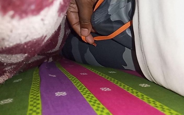 Sweet Indian cock: Sundal jsem Bhabhi sukni a halenkou a ošukal ji