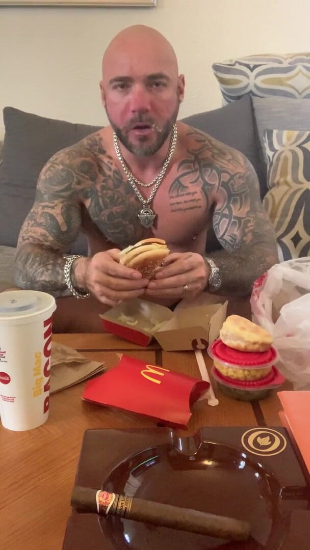 MasculineJason - Jason Collins: Mc Donald's e Kfc Mukbang!