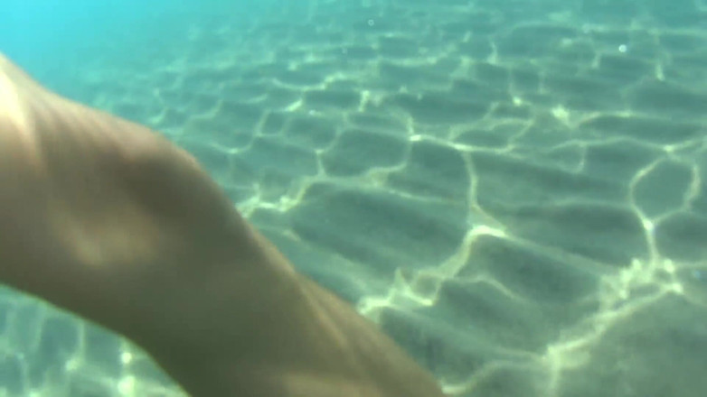Nylondelux: Nude Pantyhose Sea