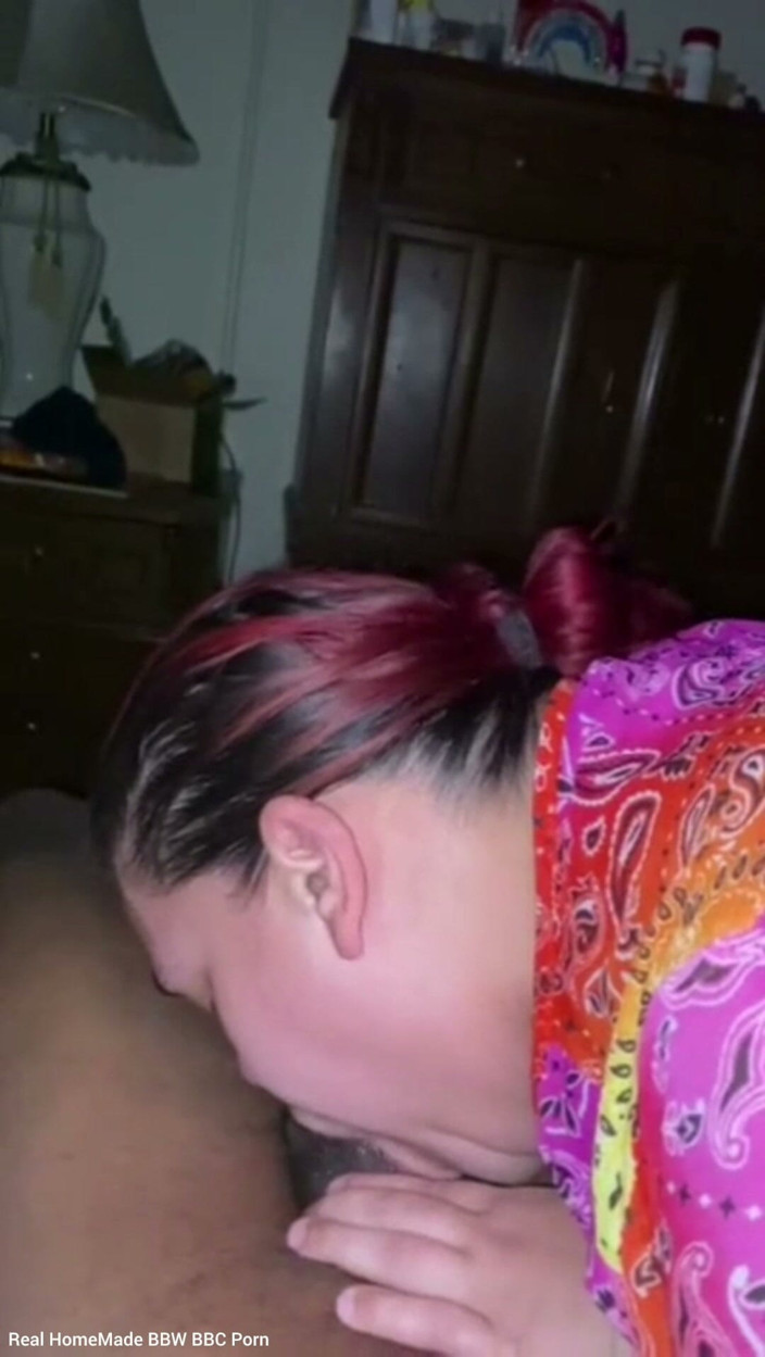 Head Queen's Head Boys: بي بي سي الحلق العميق مما يجعله يئن ويتأوه