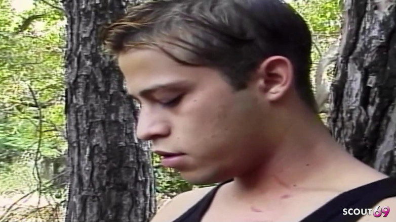 Shemale TS Collection: Blondynka Shemale daje facetom rimming i pieprzy ich analnie na...