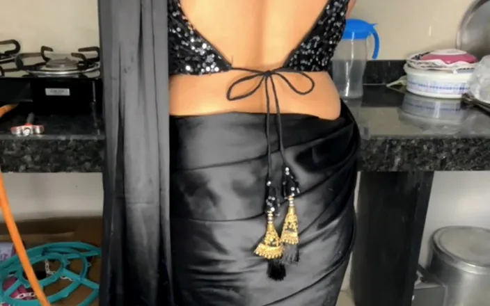 Kanchan devi: Indian Desi Girl Nude Dance