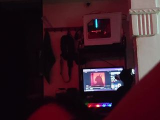 Crisanto999: 彼が自慰行為をしながらムラムラしたティーンエイジャーの肛門をむさぼり食う