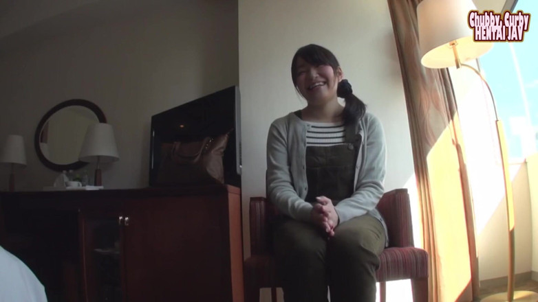 Juicy Bounce JAV Club: Pure Smile, Awkward First Touch, Every Look Is Irresistible POV