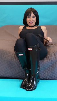There Can Be Only One Boot Girl - the Boot Slut E08 - MILF Stella